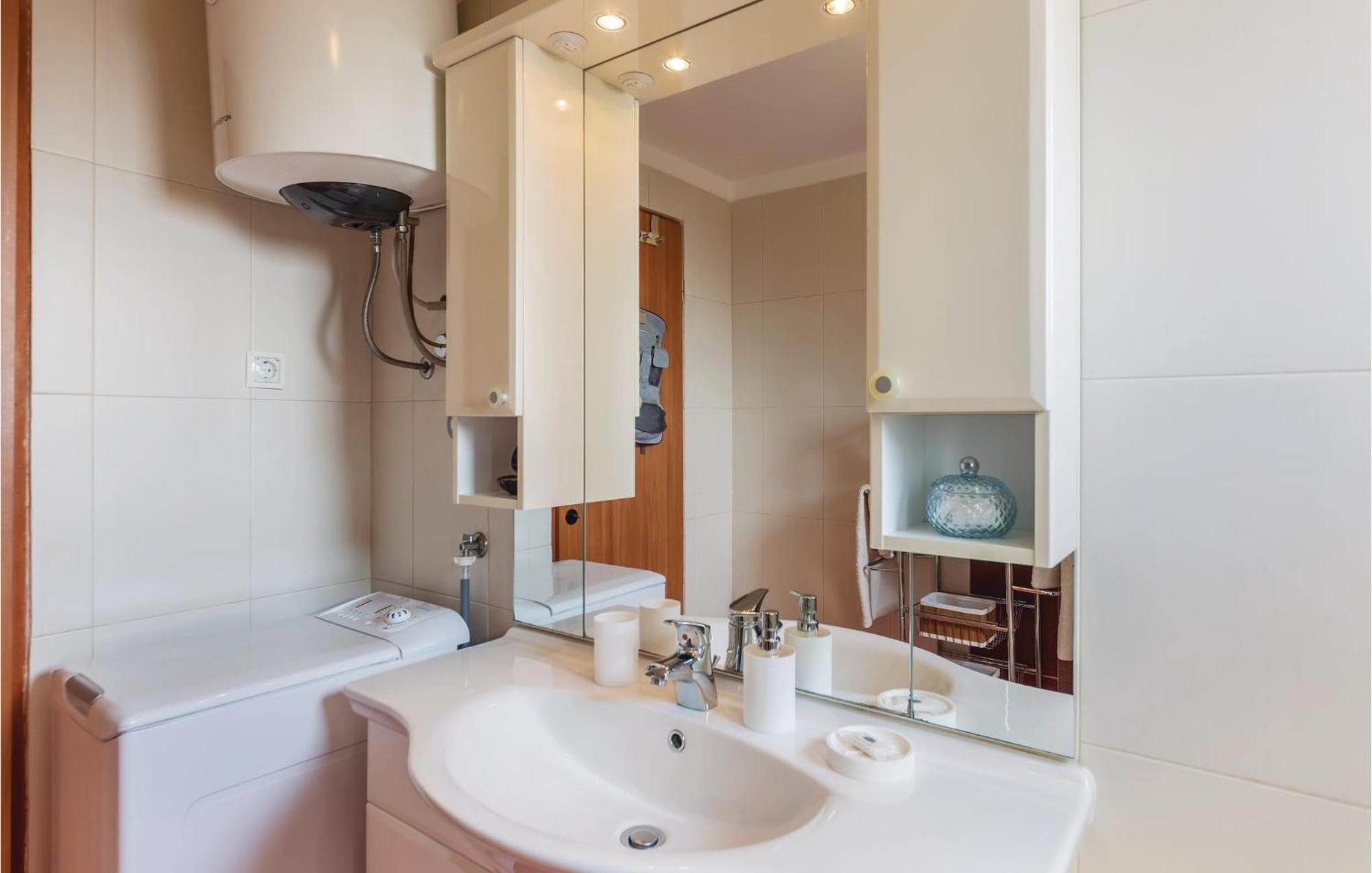 Pet Friendly Apartment In Koromacno With Wifi Εξωτερικό φωτογραφία
