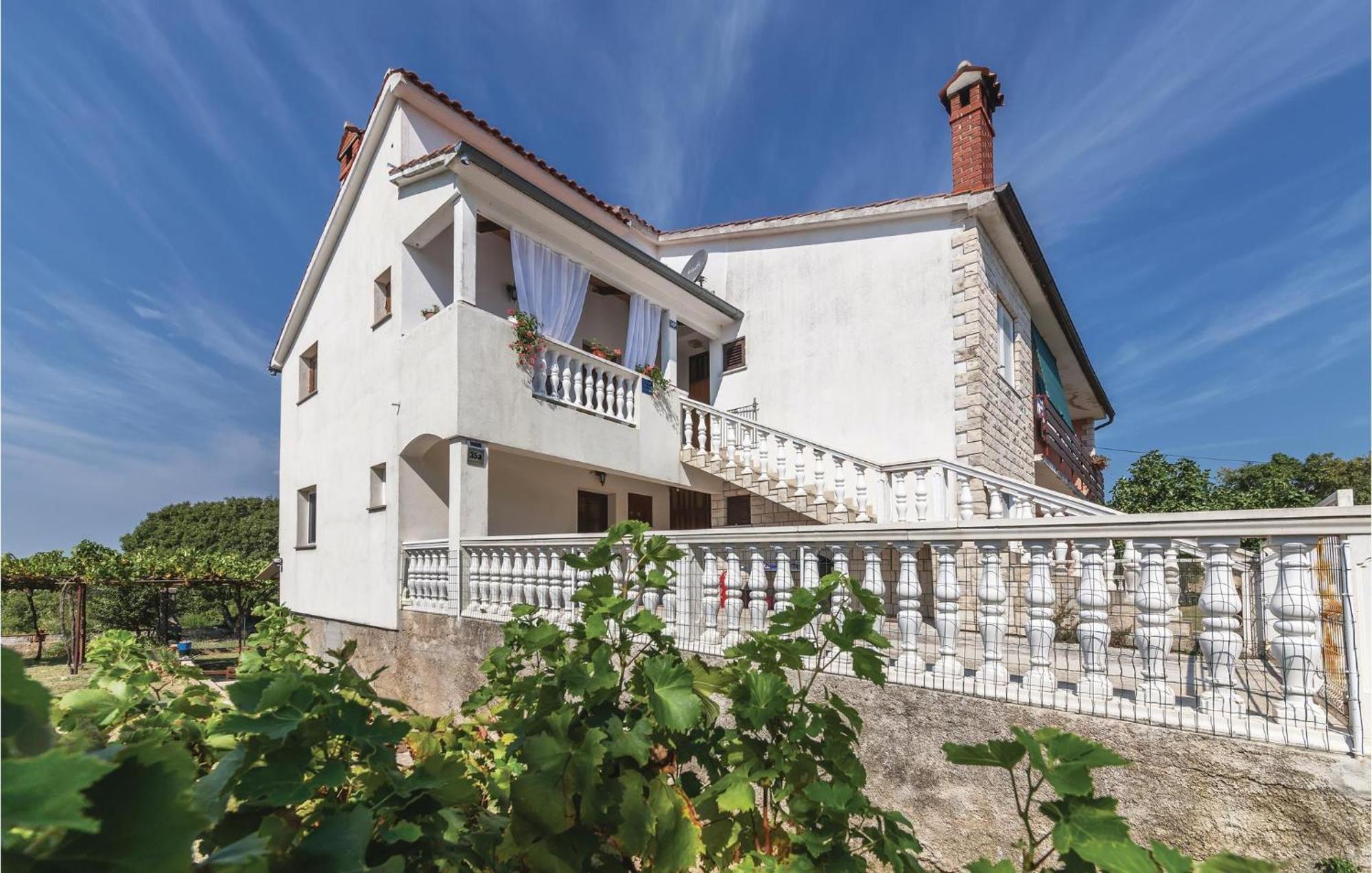 Pet Friendly Apartment In Koromacno With Wifi Εξωτερικό φωτογραφία